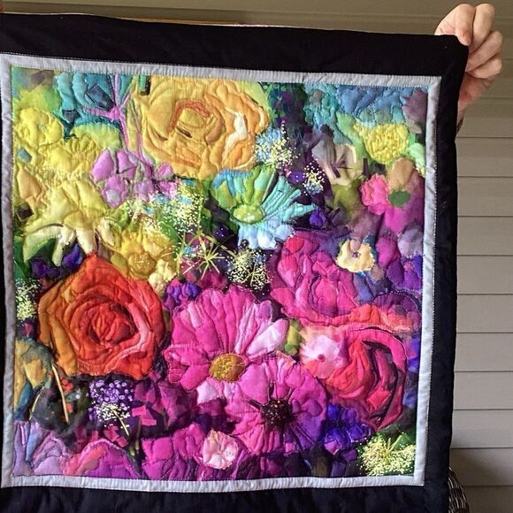 NWT. Color of Flowers Hand Crafted Quilted Wall Art - Picture 3 of 11